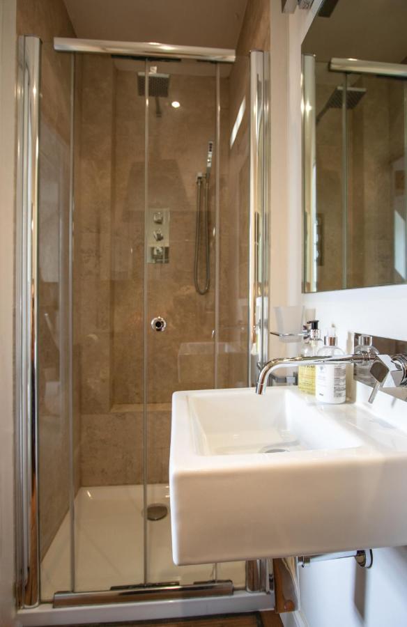 The Quay - Old Town Poole B&B - Great Location - Secure Free Parking Exterior foto